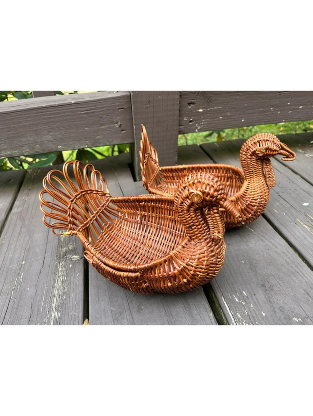 Two 9x6” wicker turkeys roll Thanksgiving centerpiece basket